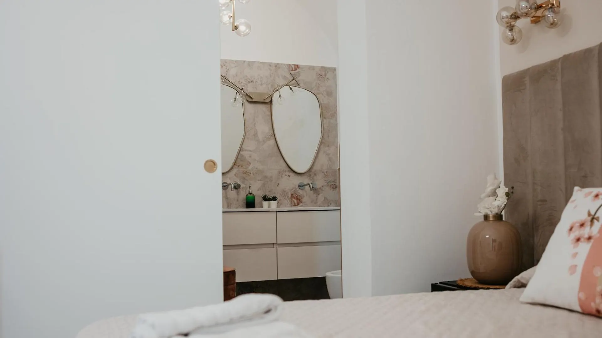 Borgo La Chiusa Cinisi Guest house