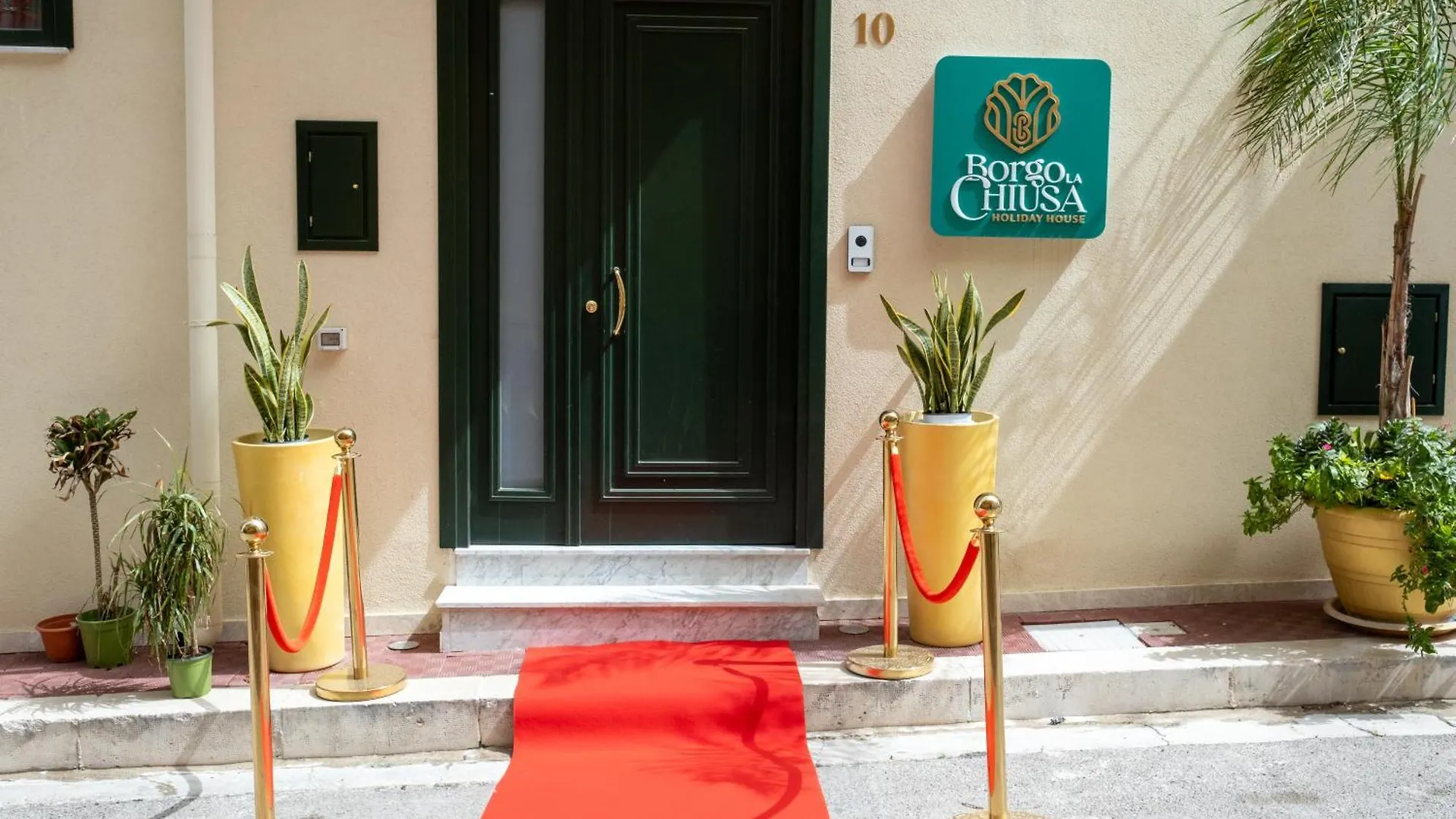 Borgo La Chiusa شينيسي بيت ضيافة